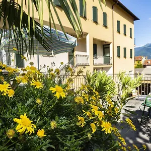 Hotel Lauro, Gravedona